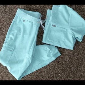 Figs fresh aqua xs set